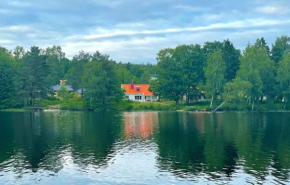 Large house on a lake near Göteborg, Tollered